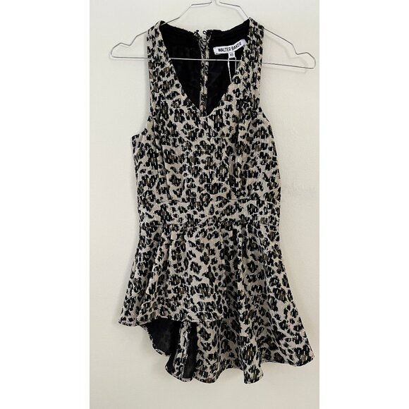 BNWT WALTER BAKER LEOPARD BLONDIE ASYMMETRICAL HEM TOP IN A MARKED SIZE XS - Picture 1 of 6